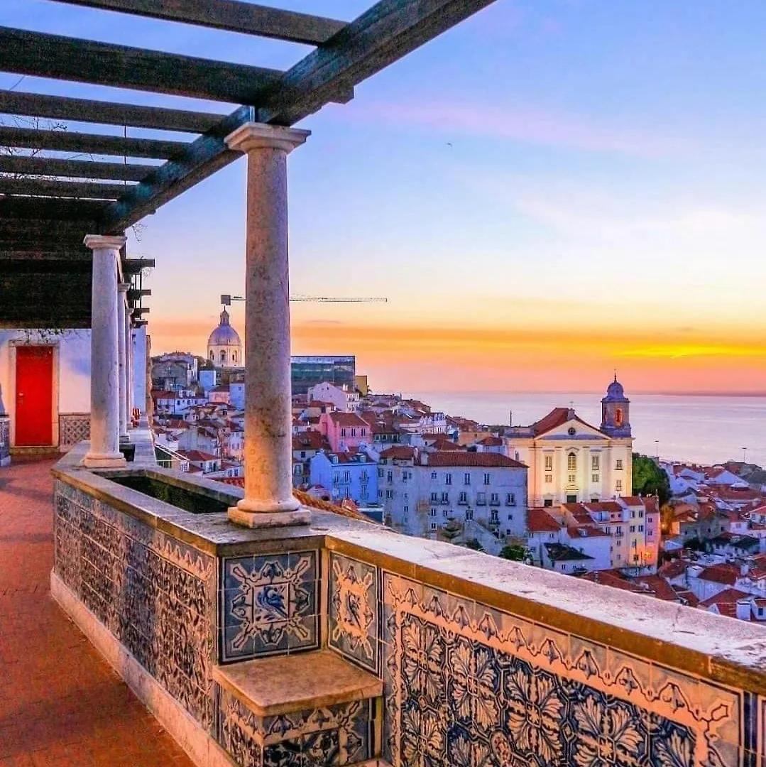 Alfama Historical Apartment 3 Bedroom Duplex Lisboa